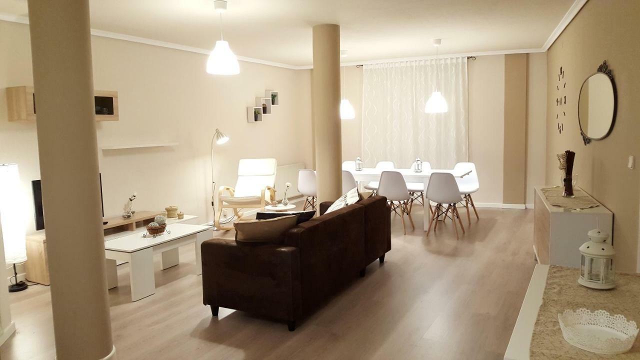 Apartamento Dactonium - Ribeira Sacra Monforte De Lemos Luaran gambar